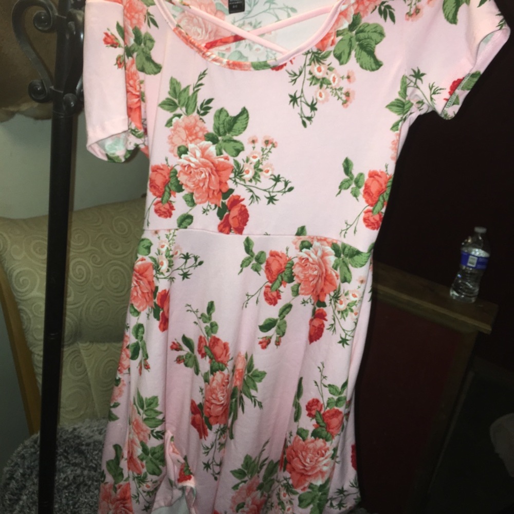 two dresses! - Picture 4 of 5